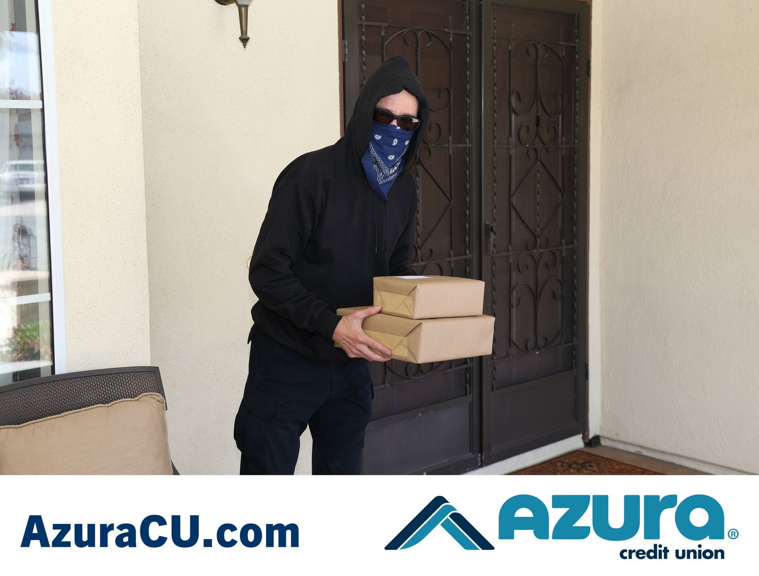 Prevent Porch Pirates this Holiday Season